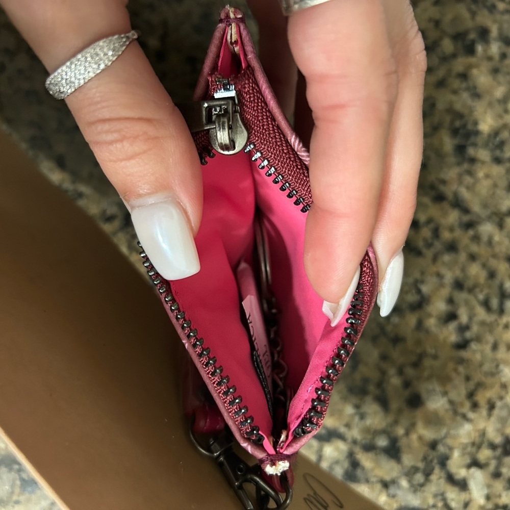 Catchfly Key Card Coin Wallet - Picture 3 of 3